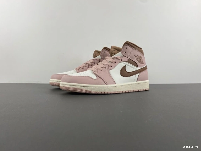Jordan BQ6472-620 Air Mid  1 Feasts  0728